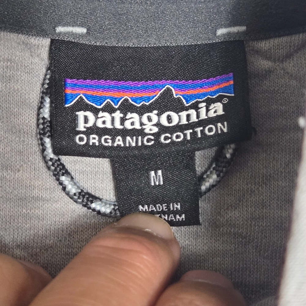 Patagonia Organic Cotton Quilt Snap-T® Pullover Drifter Grey W/ Dark Ruby Size M - Picture 4 of 15